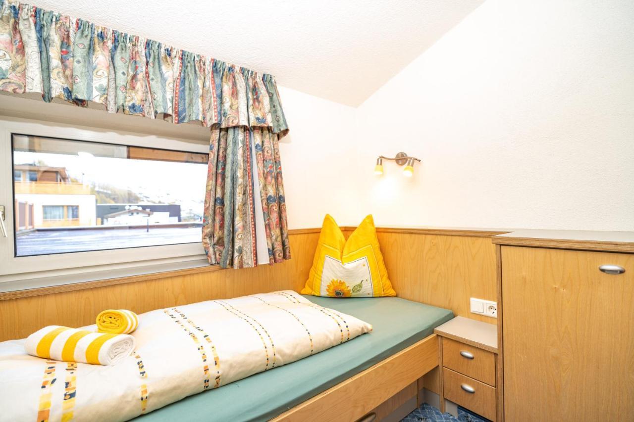 Haus Anton Soelden - Apartments & Zimmer Екстериор снимка