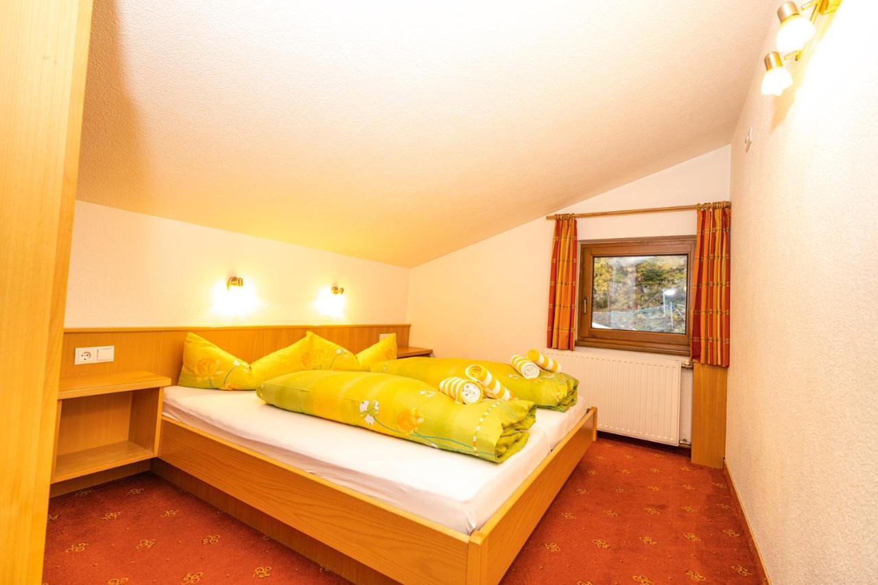 Haus Anton Soelden - Apartments & Zimmer Екстериор снимка