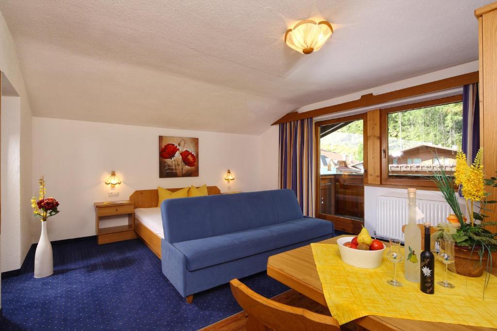 Haus Anton Soelden - Apartments & Zimmer Екстериор снимка